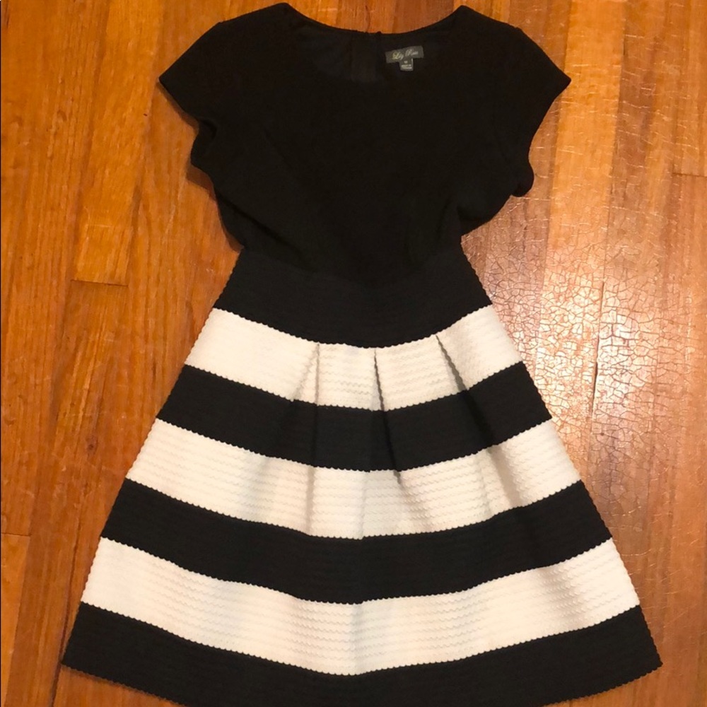 Black and white girls dress